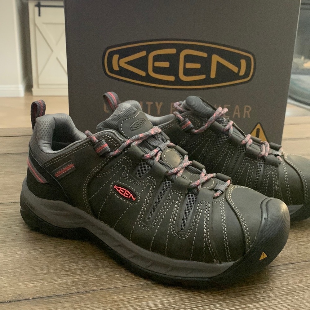 Women’s Flint I (Steel Toe) ~ Size 8